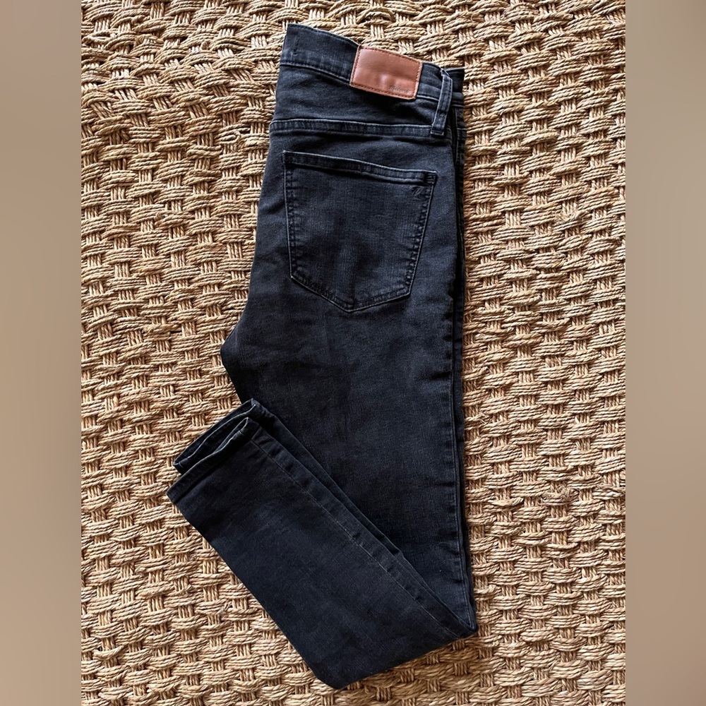Madewell 9” high rise skinny size 29